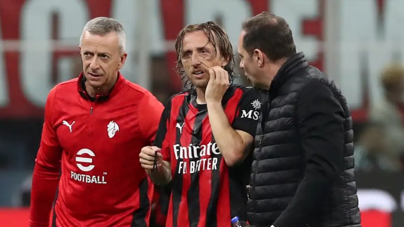 Luka Modric រងរបួសបាក់ឆ្អឹងថ្ពាល់ និងត្រូវបានវះកាត់ដោយជោគជ័យ ខណៈគ្រូបង្វឹកជម្រើសជាតិ ក្រូអាត បញ្ជាក់អំពីស្ថានភាពរបស់កីឡាករនេះមុន World Cup
